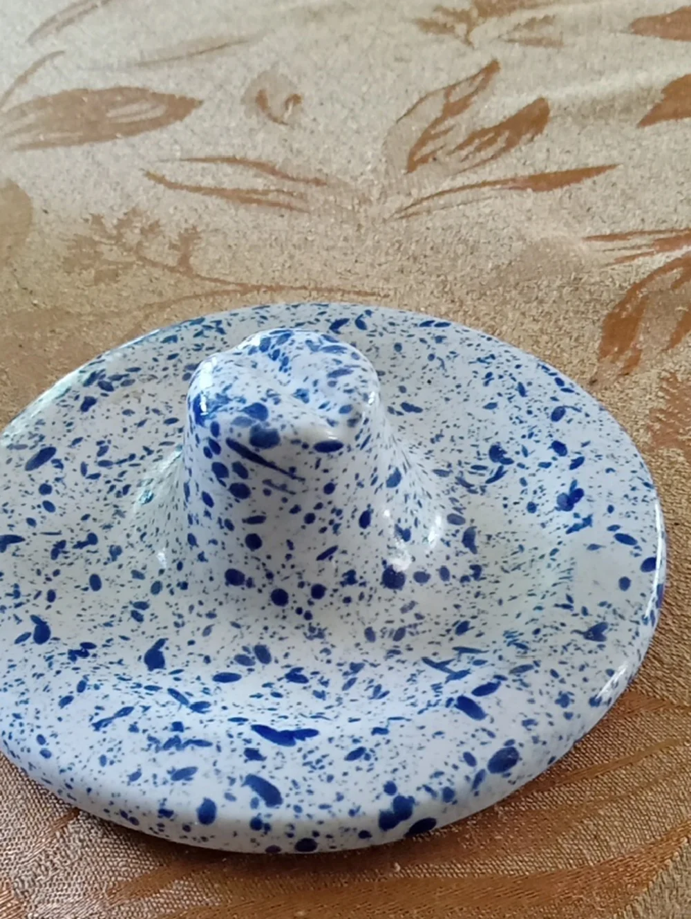 70's Spatter Painted Blue & White Crock With Ceramic Lid And Bale